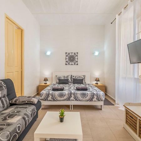 Traditional Maltese Townhouse Otel Sliema Dış mekan fotoğraf