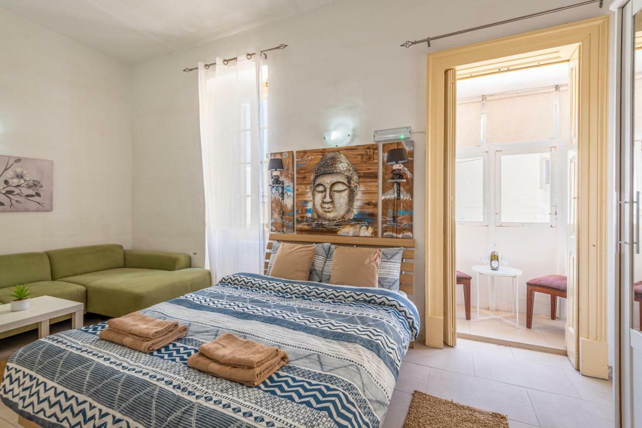 Traditional Maltese Townhouse Otel Sliema Dış mekan fotoğraf