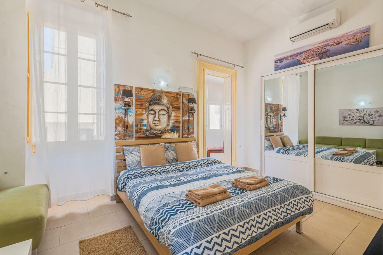 Traditional Maltese Townhouse Otel Sliema Dış mekan fotoğraf