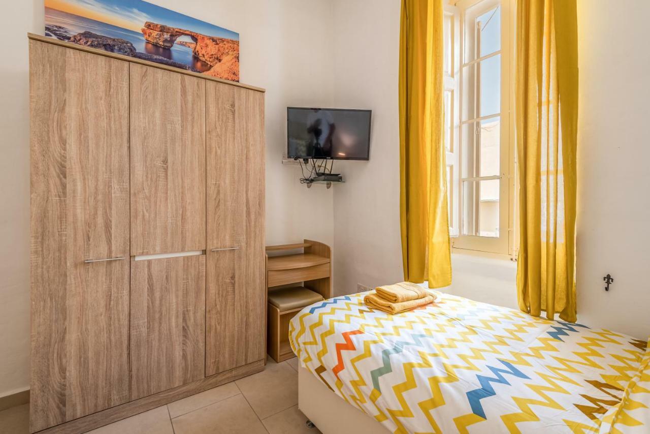Traditional Maltese Townhouse Otel Sliema Dış mekan fotoğraf