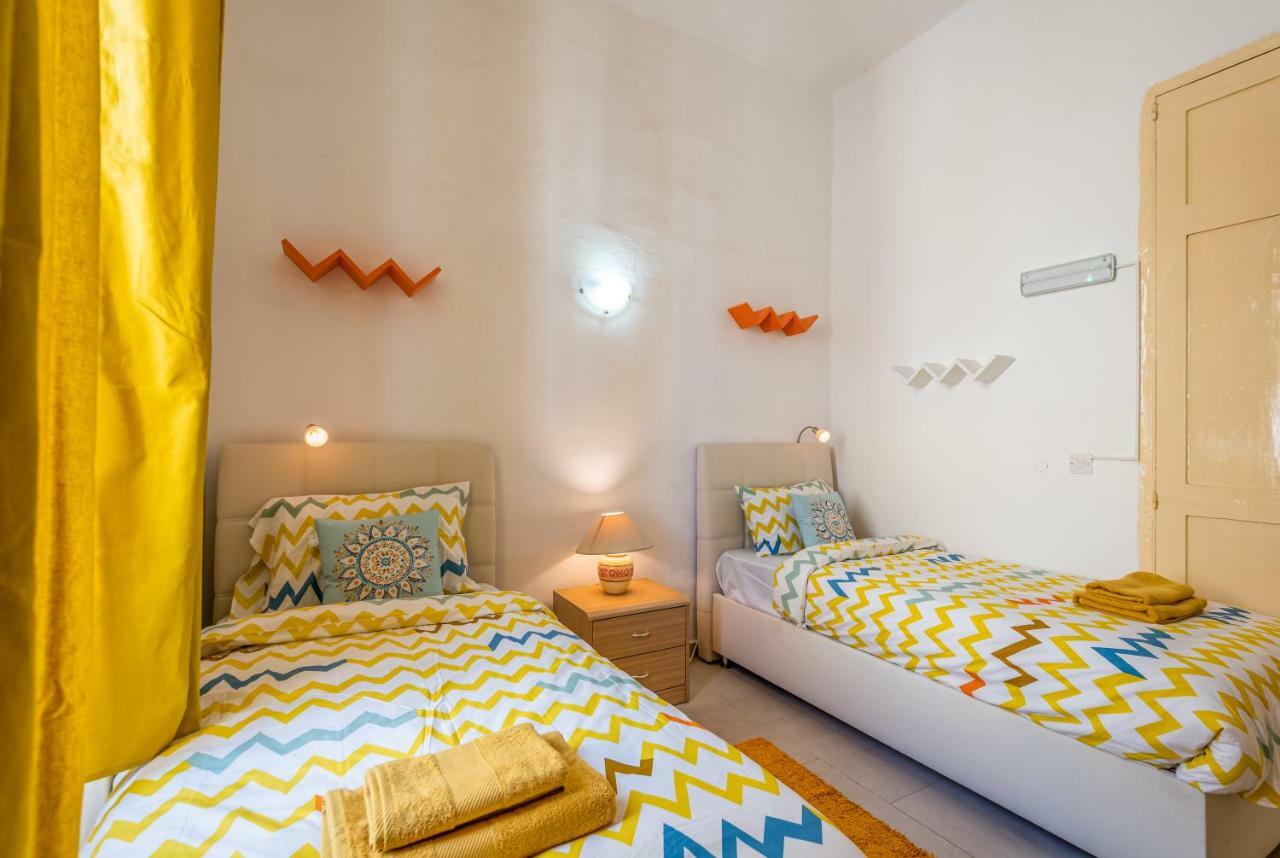 Traditional Maltese Townhouse Otel Sliema Dış mekan fotoğraf