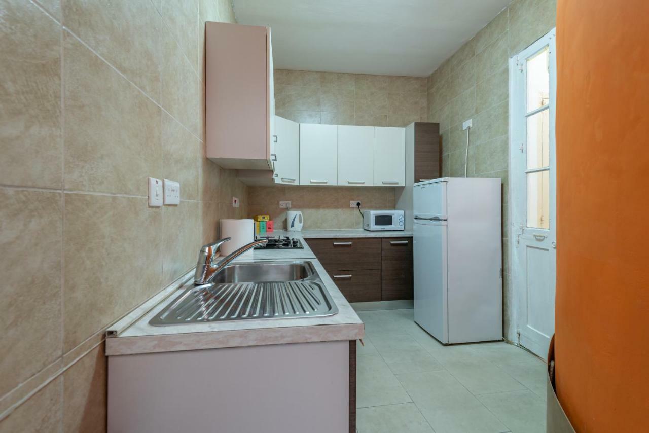 Traditional Maltese Townhouse Otel Sliema Dış mekan fotoğraf